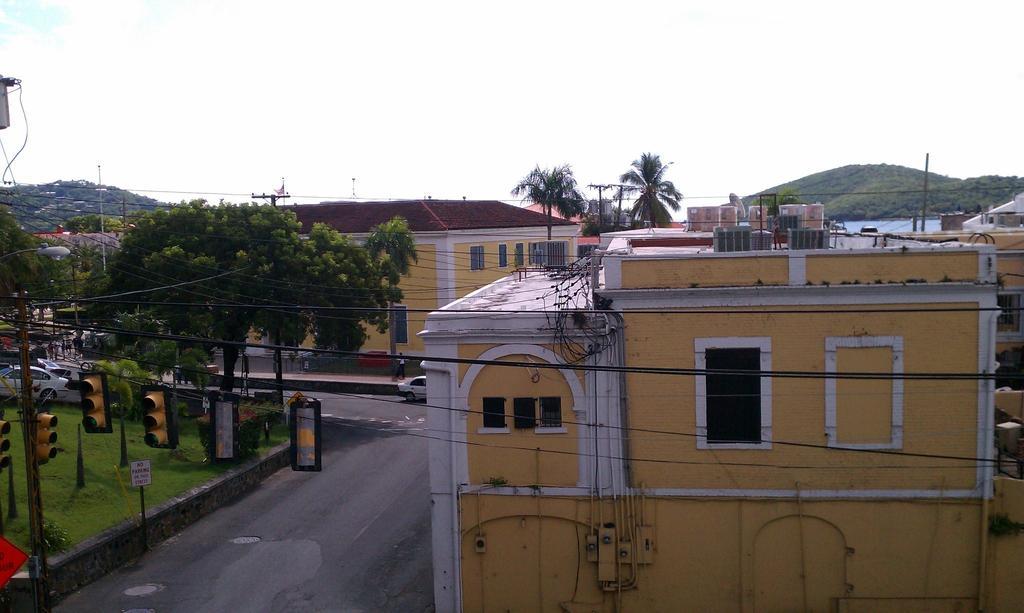 Midtown Guest House Charlotte Amalie Extérieur photo