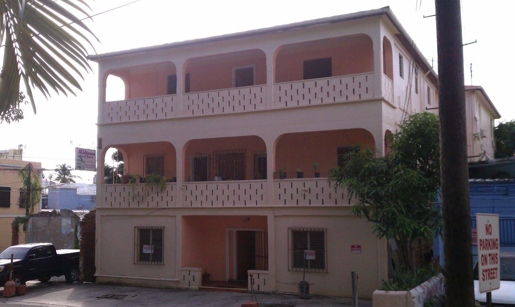 Midtown Guest House Charlotte Amalie Extérieur photo
