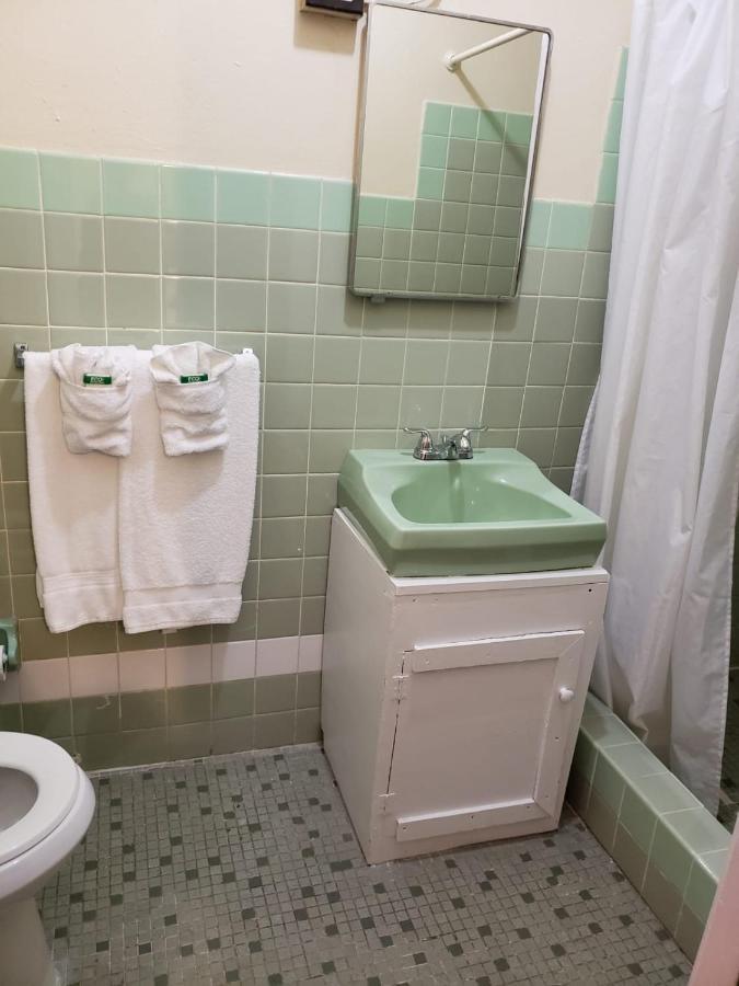Midtown Guest House Charlotte Amalie Extérieur photo