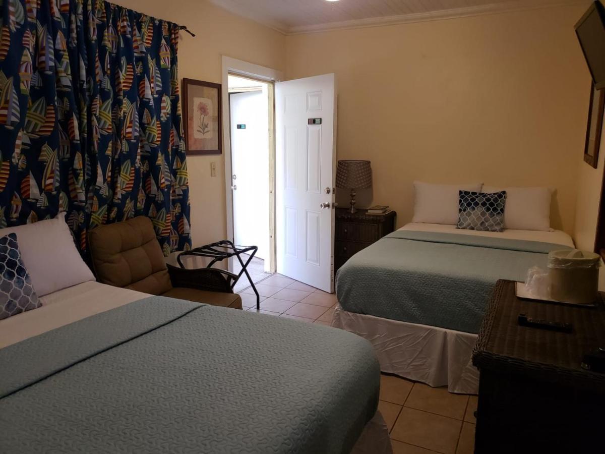 Midtown Guest House Charlotte Amalie Extérieur photo